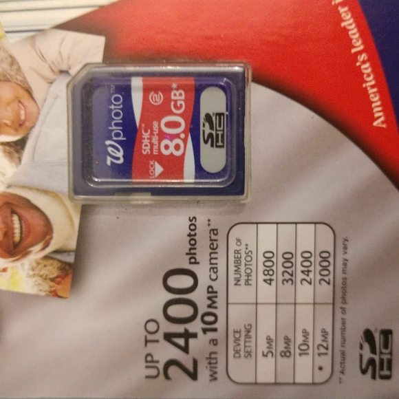 Walgreens 8GB SDHC Memory Card Multi-Use NWT